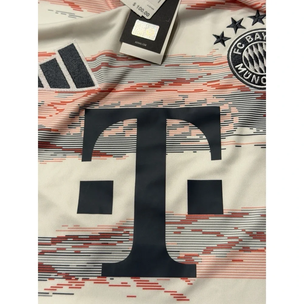 Adidas FC Bayern Munich 25/26 Away Jersey White JJ2143 Mens M